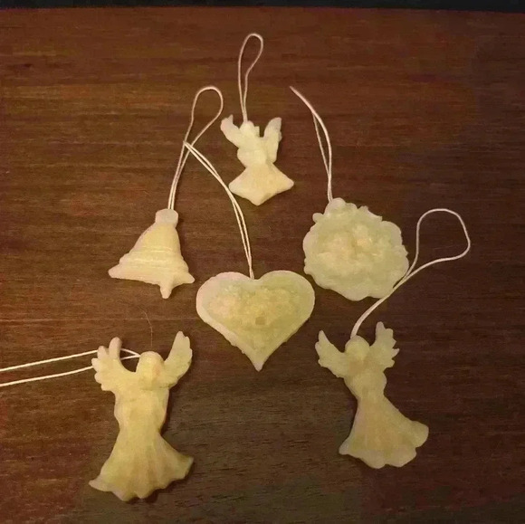 Handmade beeswax  ornaments - mystery box - set of 5 - Picture 4 of 8